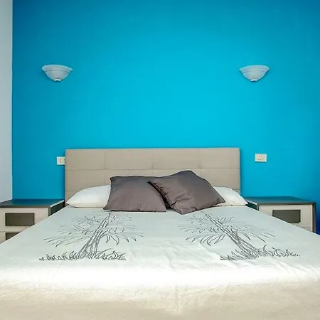 Bilocale Via Umbria Appartement *