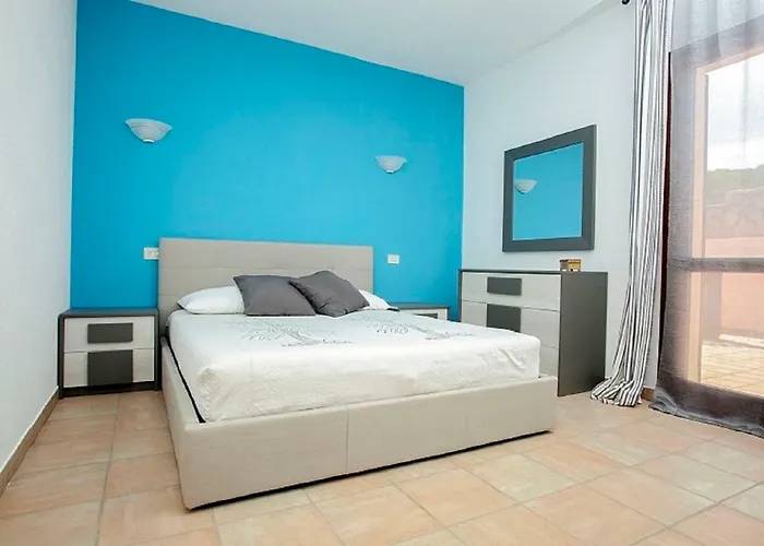 Bilocale Via Umbria * Santa Teresa Gallura